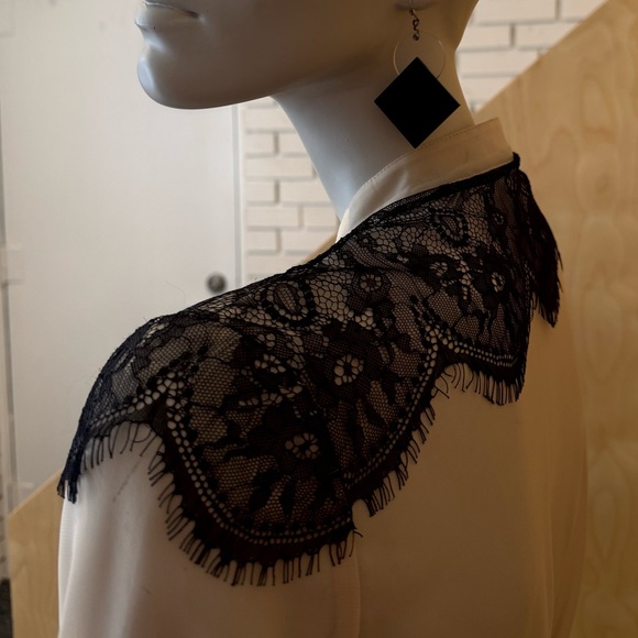 Sheer blouse with French lace - Picture 7 of 12